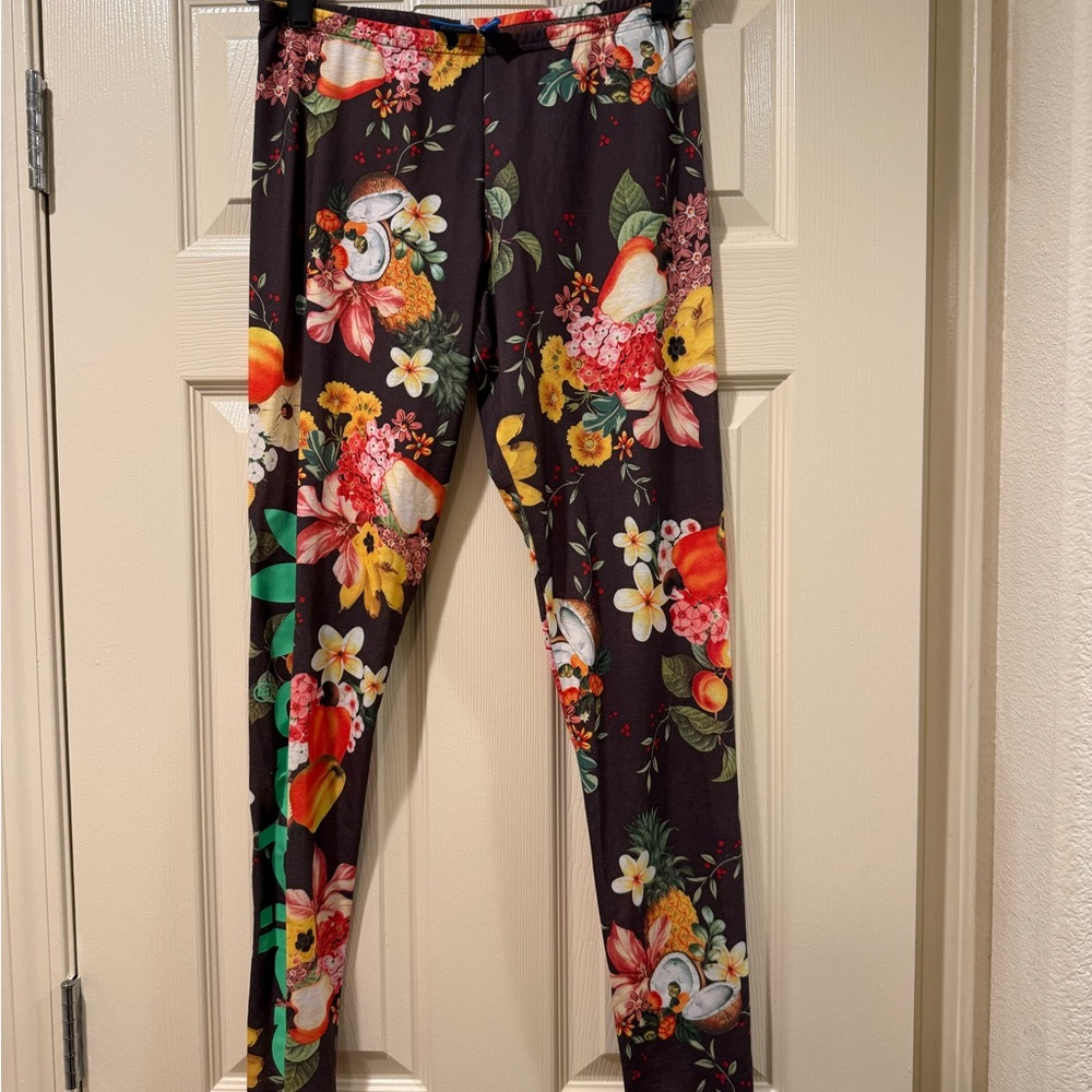 adidas Red and Brown Leggings for Active Comfort